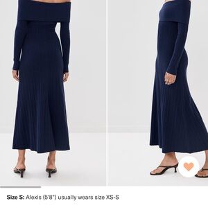Elegant Navy Off-Shoulder Maxi Dress